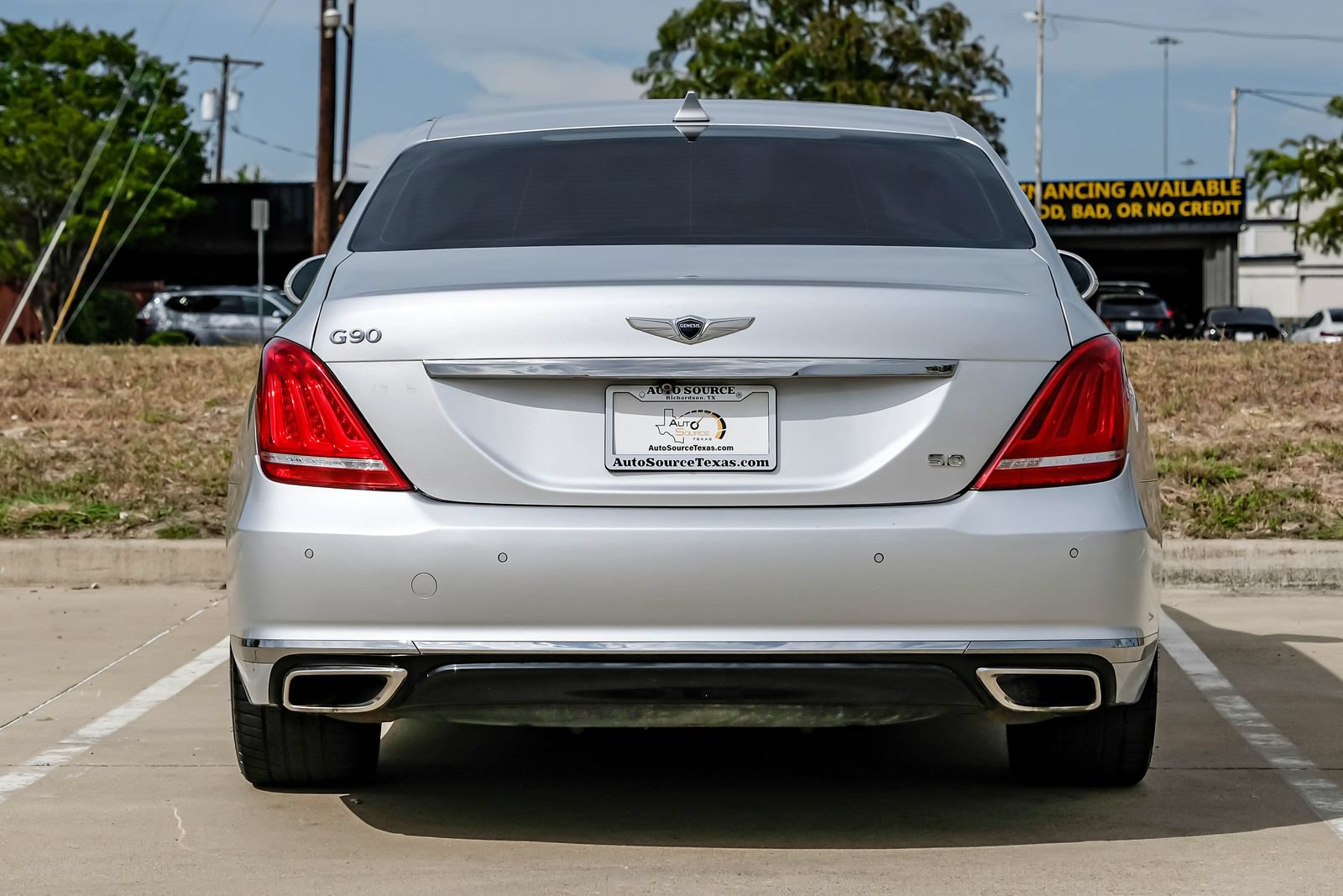Used 2019 Genesis G90 5.0 Ultimate RWD image 9