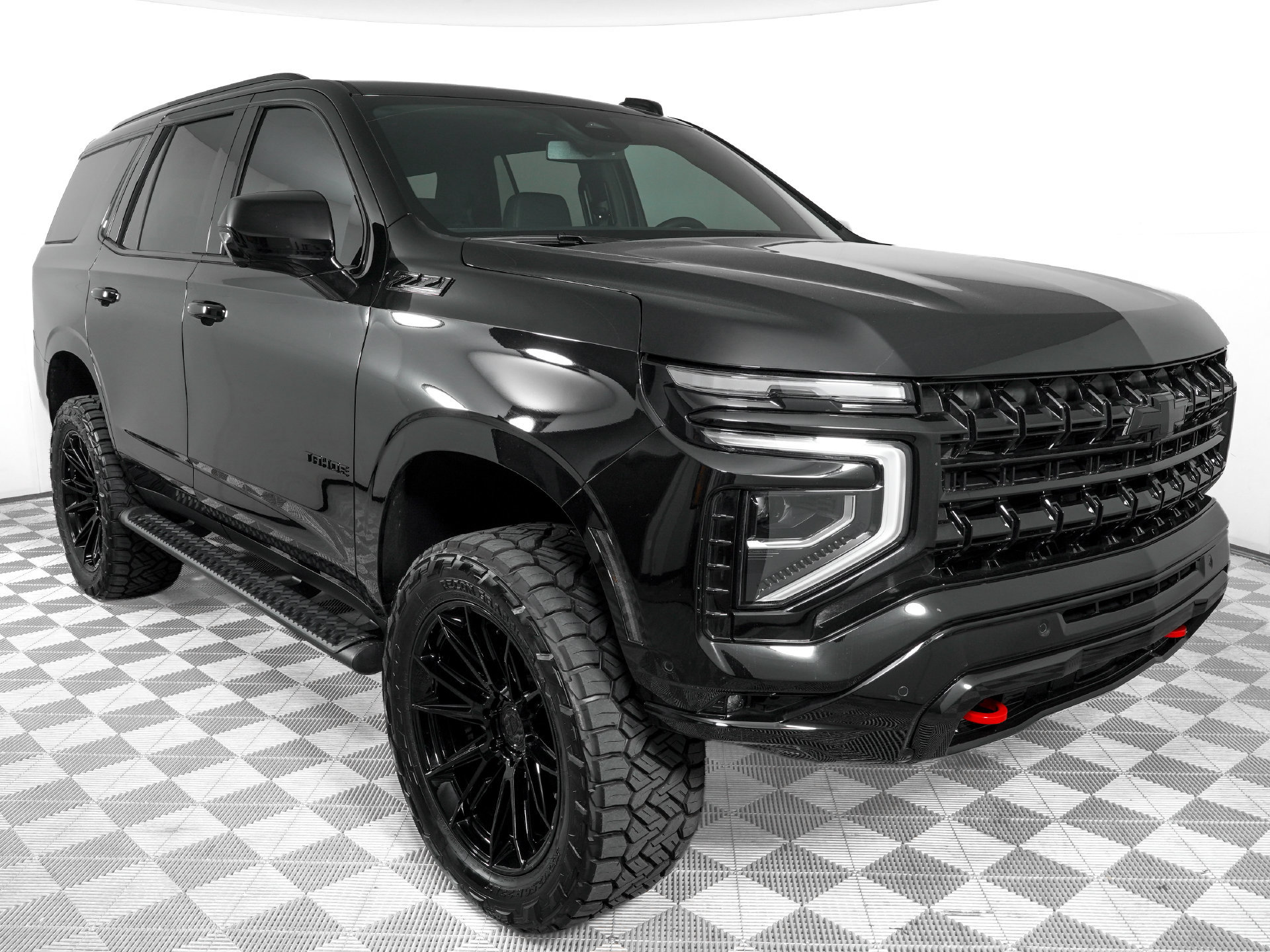 Used 2026 Chevrolet Tahoe Z71 AWD/4WD image 4