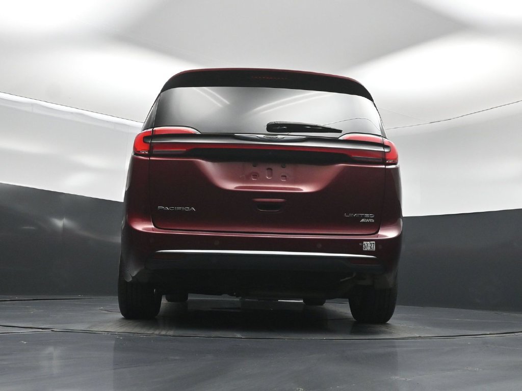 Used 2021 Chrysler Pacifica Limited w/ Premium & Safety Sphere Group AWD/4WD image 47