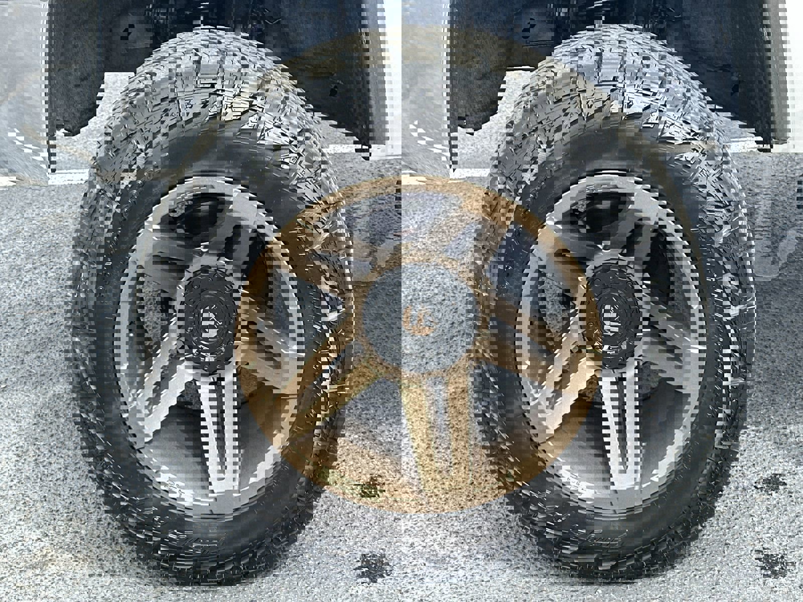 Used 2015 GMC Sierra 1500 SLE w/ SLE Value Package image 13