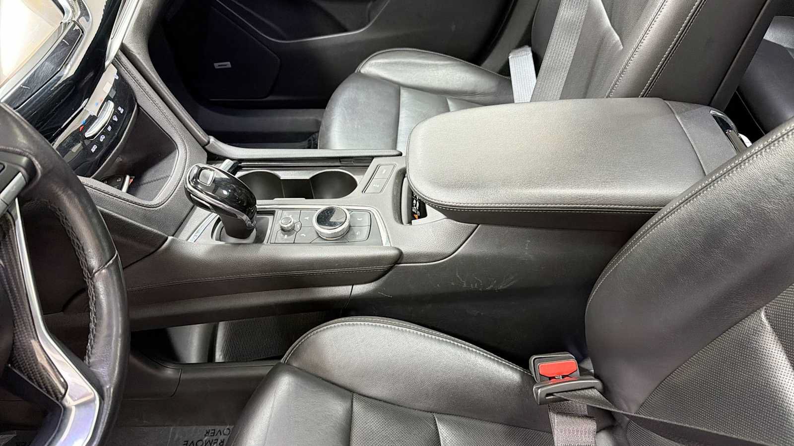 Used 2020 Cadillac XT6 Sport AWD/4WD image 23