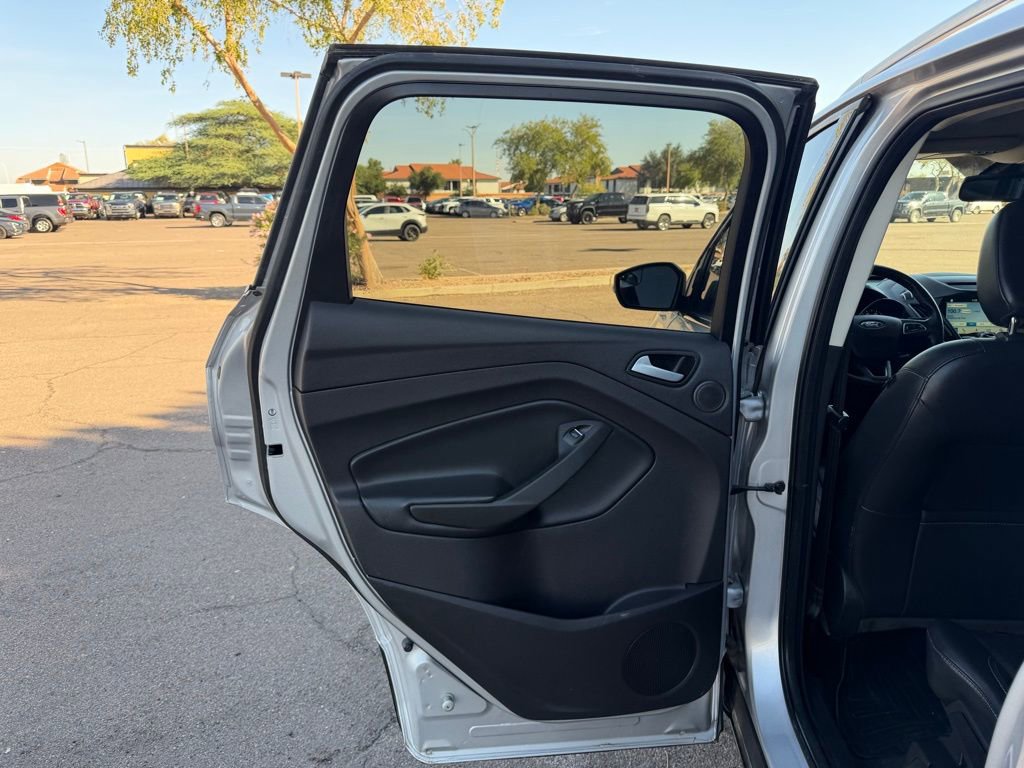 Used 2018 Ford Escape Titanium image 23