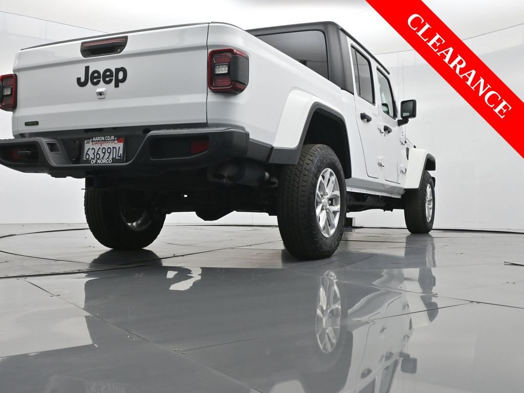 Used 2023 Jeep Gladiator Sport image 51