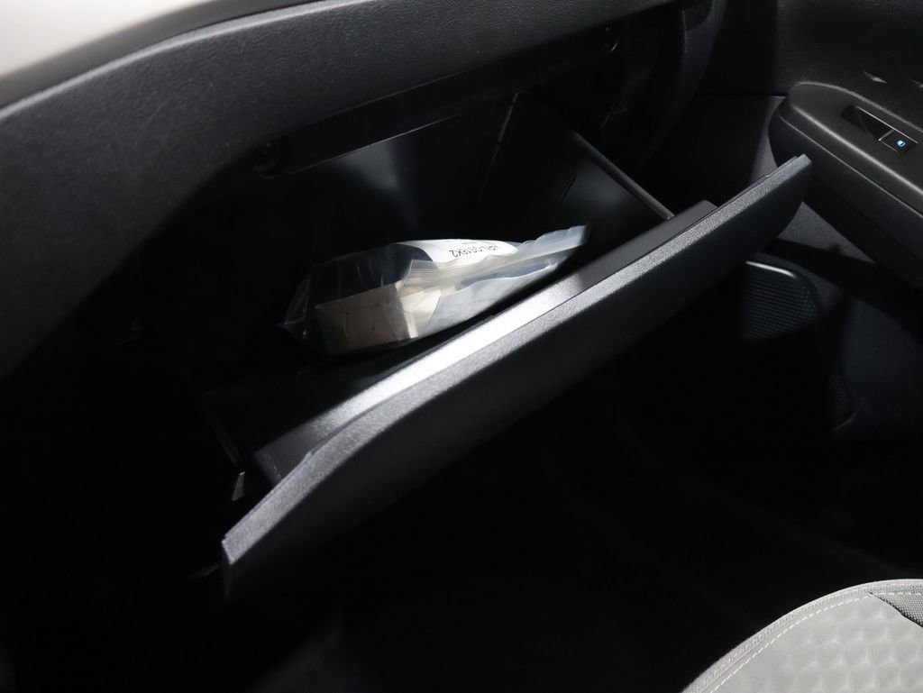 Used 2020 Ford Escape SE image 32