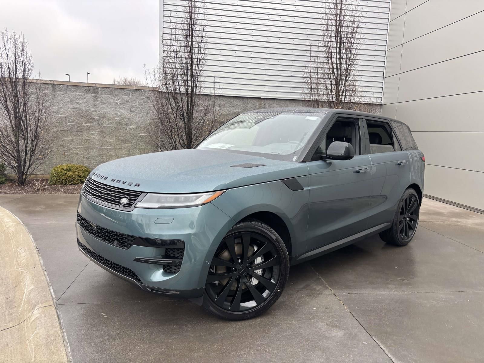 New 2026 Land Rover Range Rover Sport SE