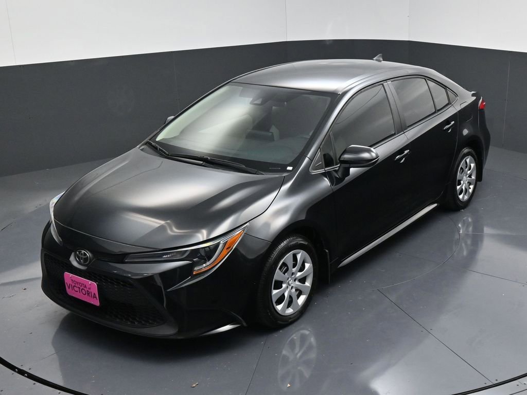 Used 2022 Toyota Corolla LE image 15