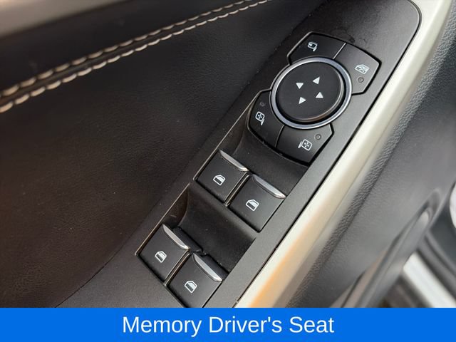 Used 2021 Ford Explorer Limited w/ Equipment Group 301A AWD/4WD image 19