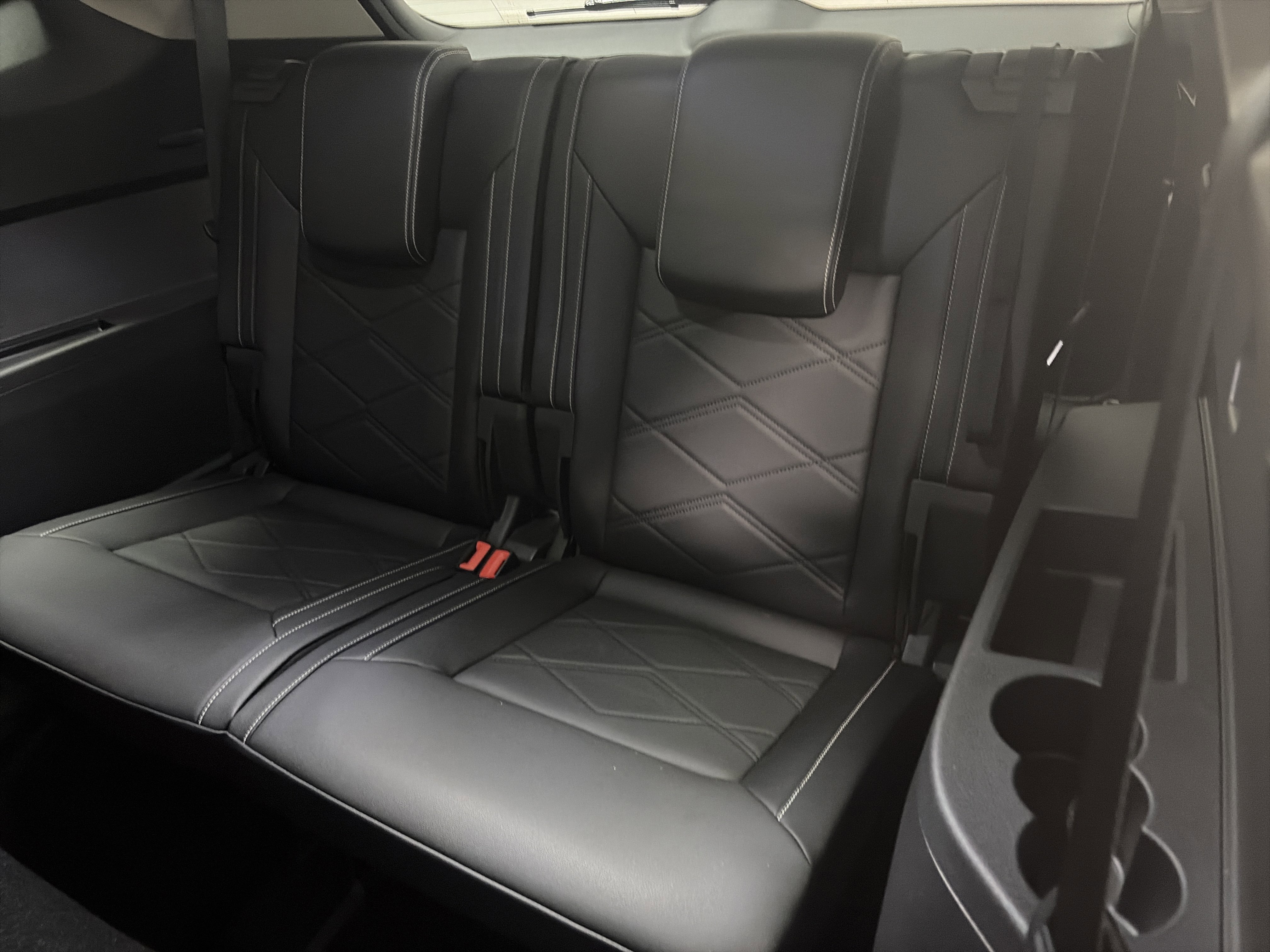 Certified 2025 Volkswagen Atlas SE AWD/4WD image 25