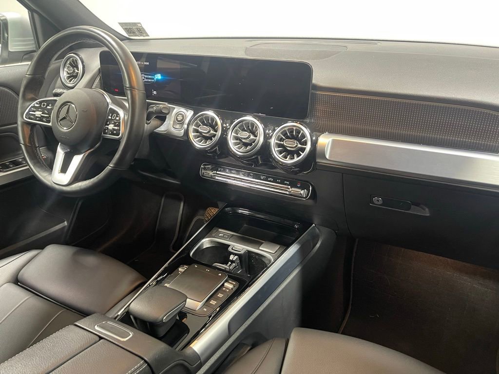 Certified 2022 Mercedes-Benz GLB 250 4MATIC image 28