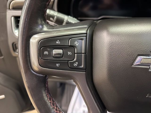Used 2022 Chevrolet Suburban RST w/ Luxury Package image 19