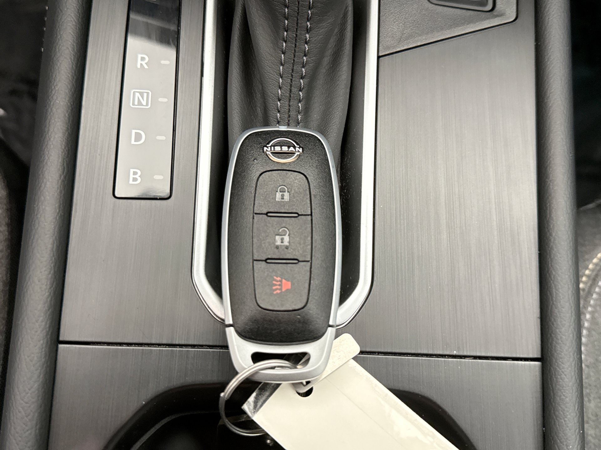 Used 2025 Nissan Kicks SV AWD/4WD image 22