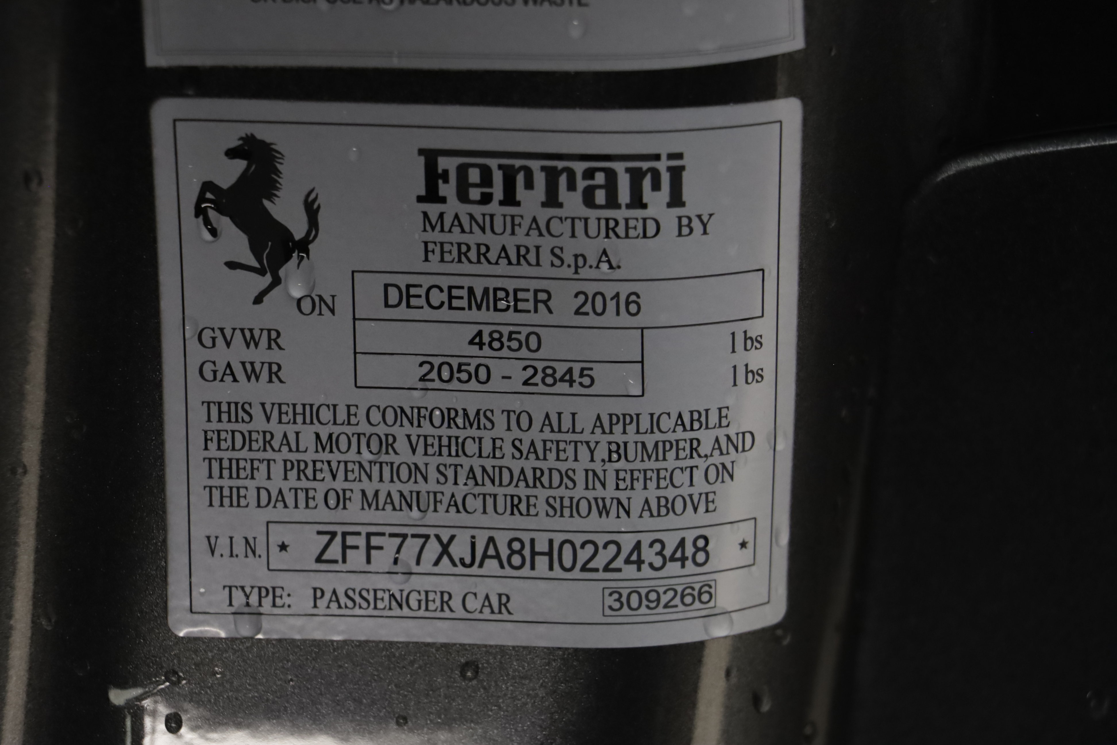 Used 2017 Ferrari California T RWD image 34