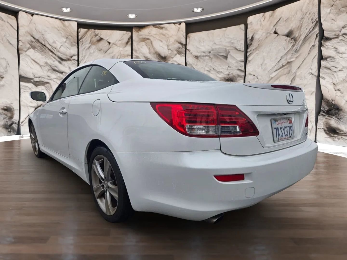 Used 2014 Lexus IS 250C w/ Luxury Package RWD image 8