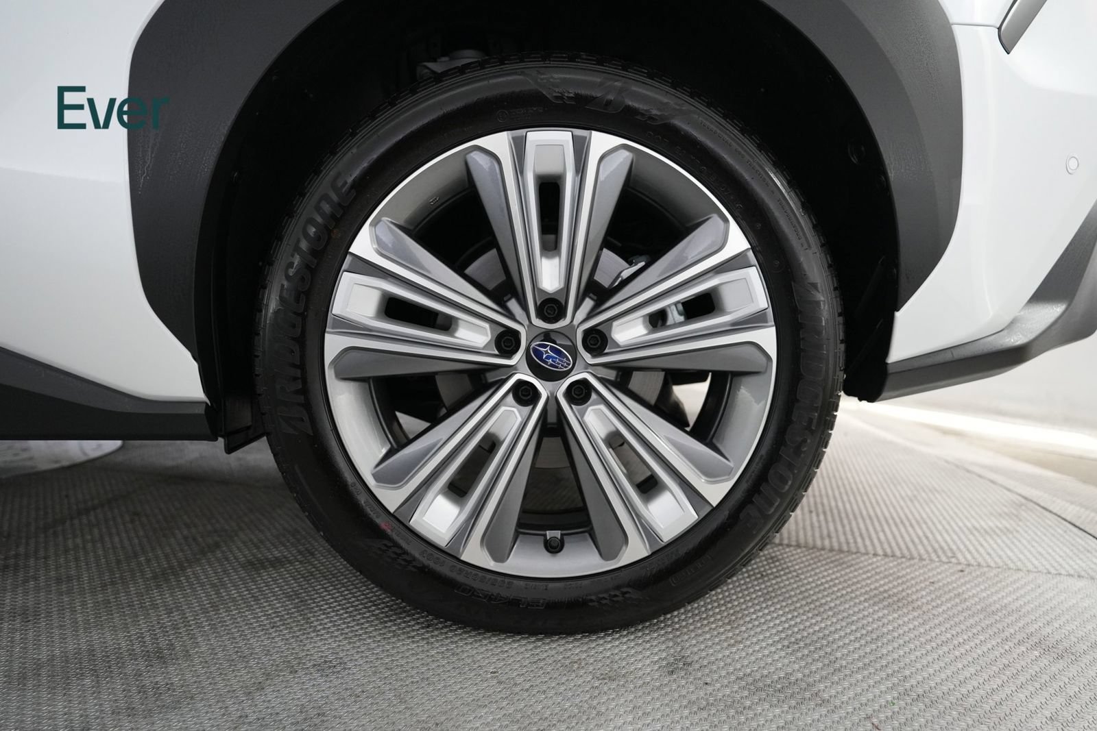 Used 2024 Subaru Solterra AWD/4WD image 9