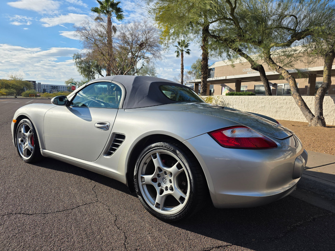 Used 2005 Porsche Boxster S image 10