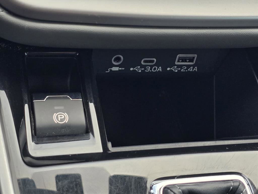 Used 2025 Subaru Outback Premium w/ Popular Package #1A image 21