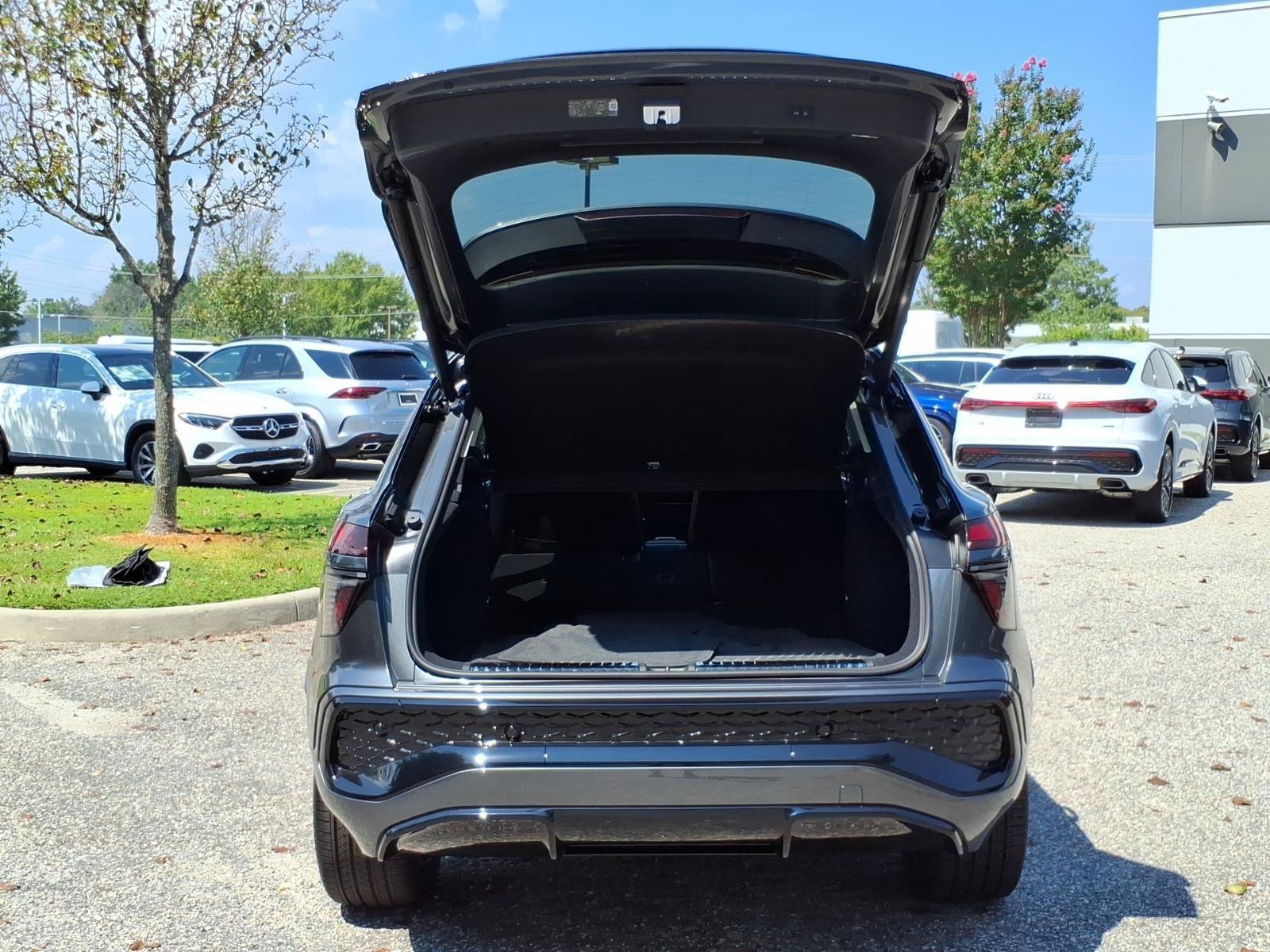 New 2026 Audi Q3 quattro 2.0T AWD/4WD image 32