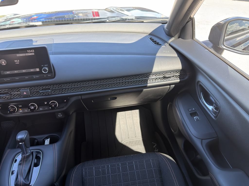 Used 2024 Honda HR-V Sport image 18