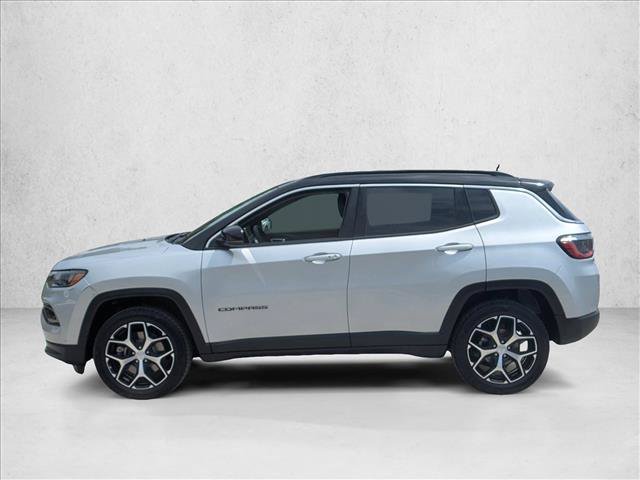 Used 2024 Jeep Compass Limited AWD/4WD image 9
