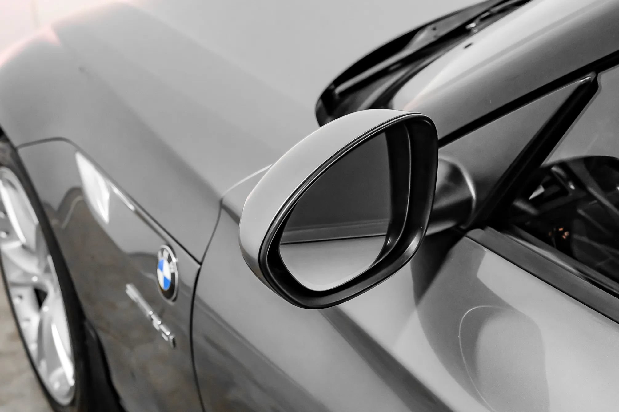 Used 2010 BMW Z4 sDrive30i RWD image 29