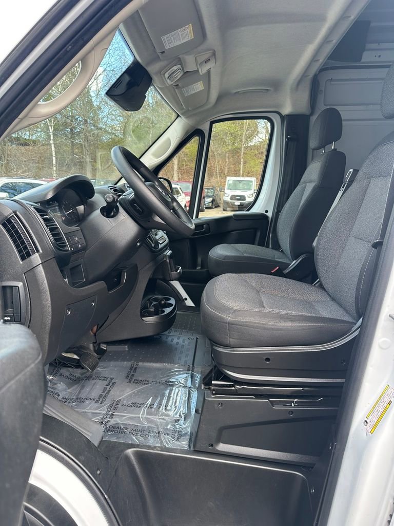 Used 2025 RAM ProMaster 2500 w/ Convenience Group FWD image 10