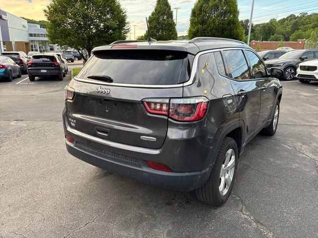 Used 2018 Jeep Compass Latitude w/ Popular Equipment Group AWD/4WD image 7