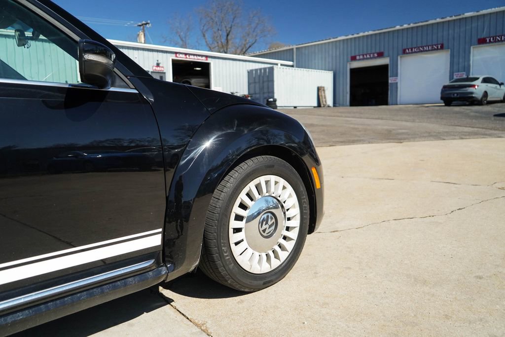 Used 2014 Volkswagen Beetle 2.5 image 12