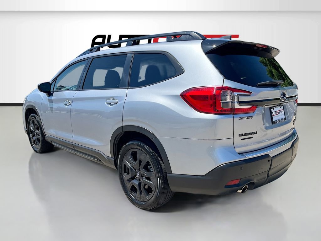 Used 2024 Subaru Ascent Onyx Edition image 5