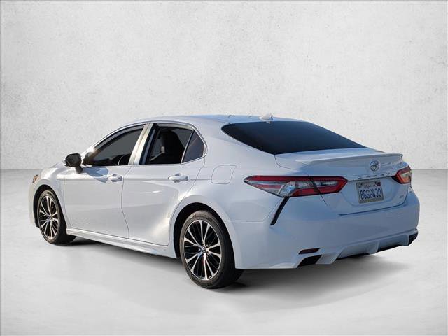 Used 2019 Toyota Camry SE w/ Carpet Mat Package image 7