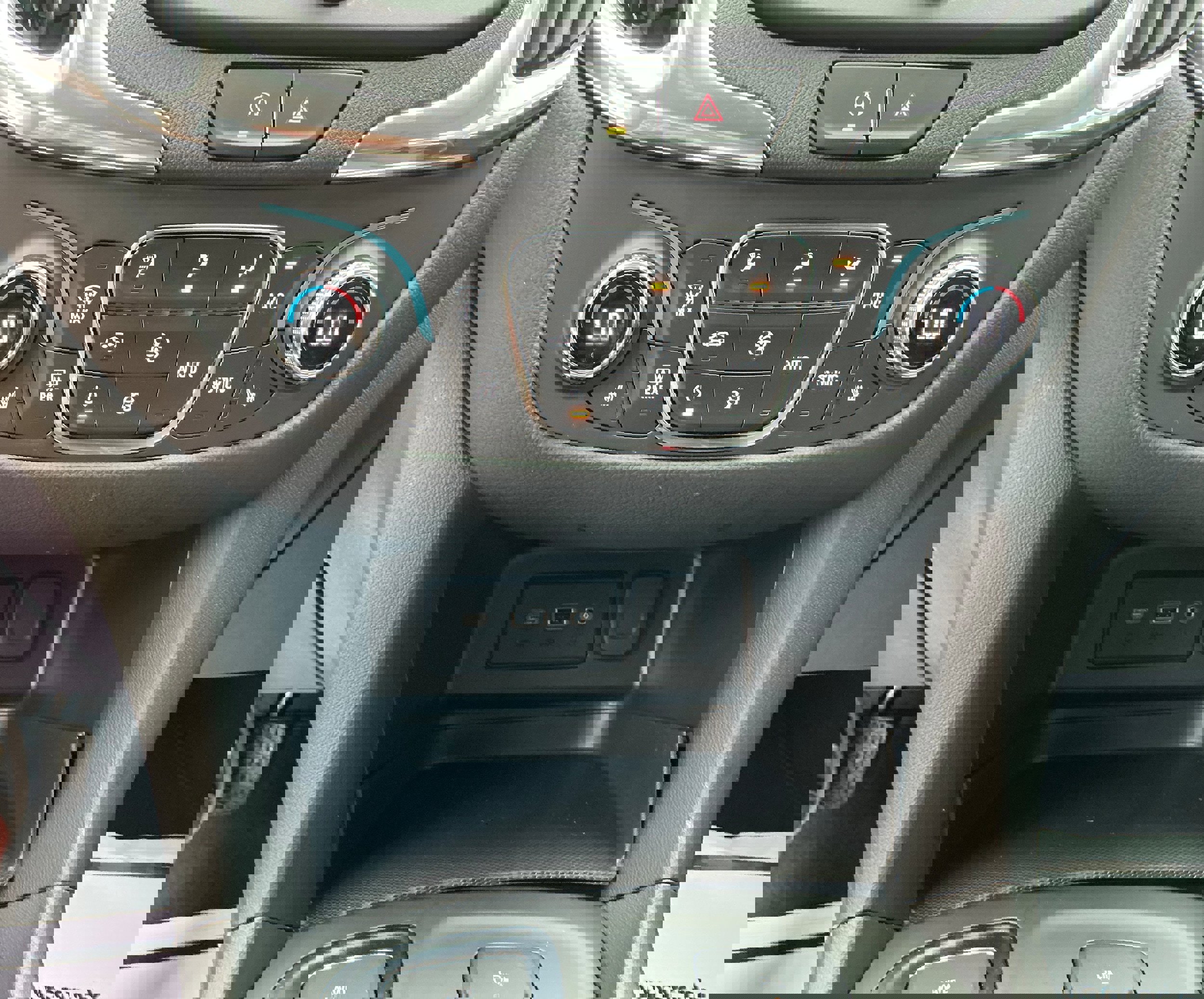 Certified 2022 Chevrolet Equinox LT image 9