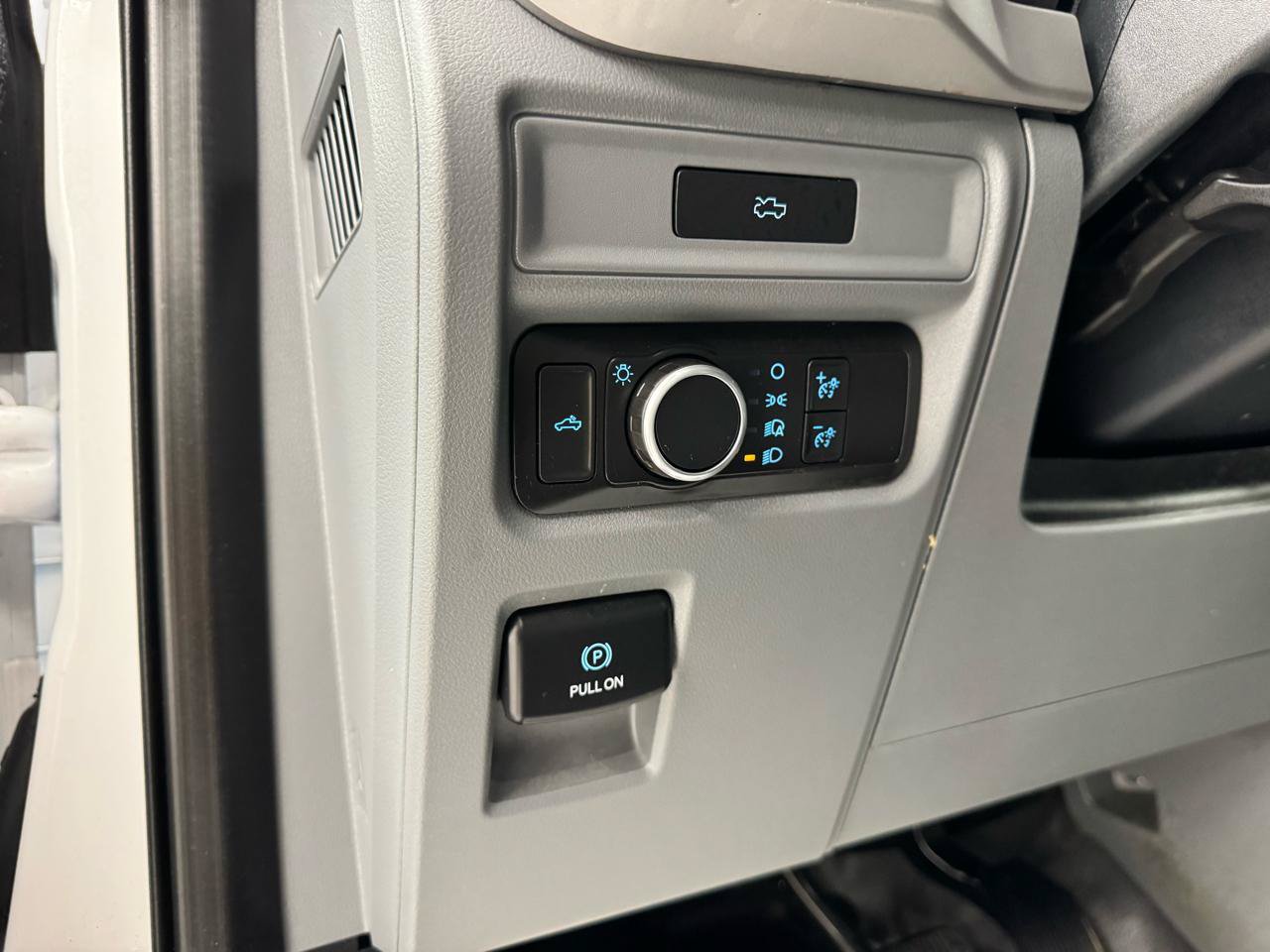 Used 2022 Ford F150 Lightning Pro AWD/4WD image 13