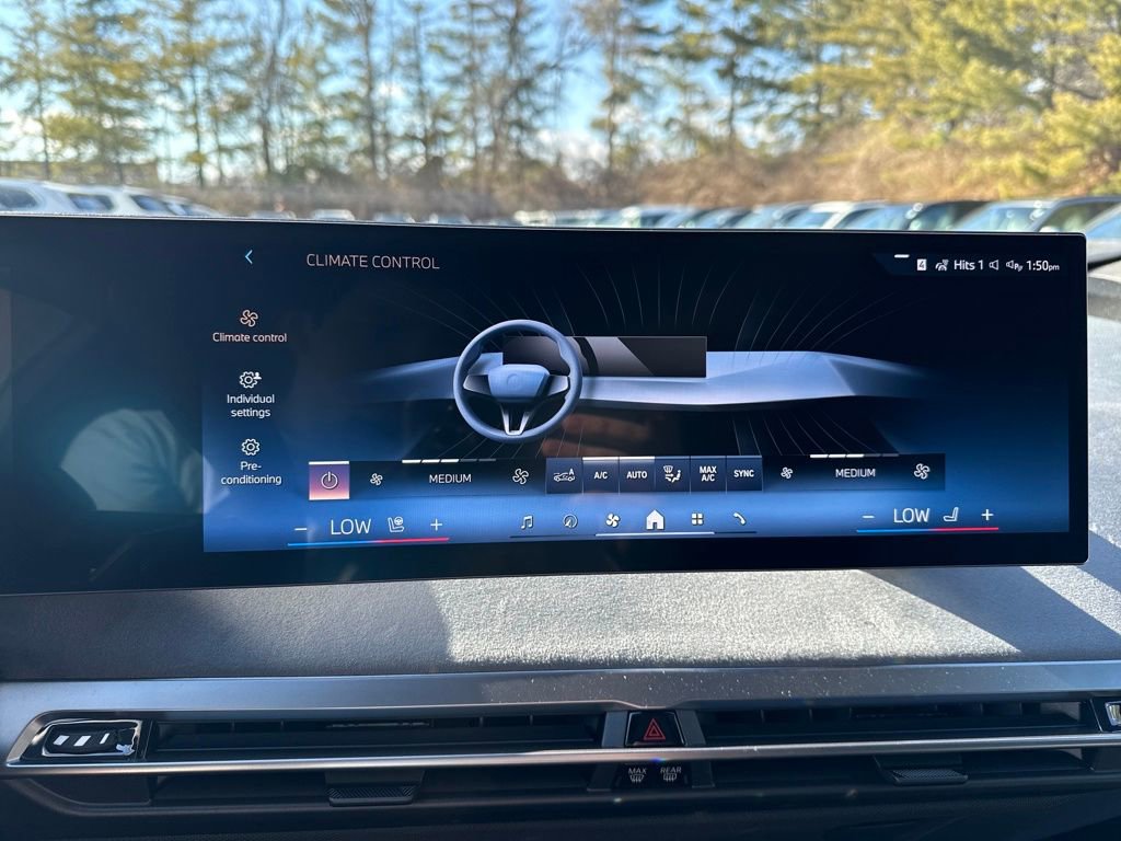 New 2026 BMW iX xDrive60 w/ M Sport Package image 19