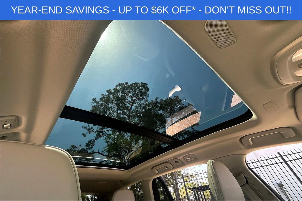 New 2025 Volvo V60 B5 Cross Country Ultra w/ Protection Package Premier image 25