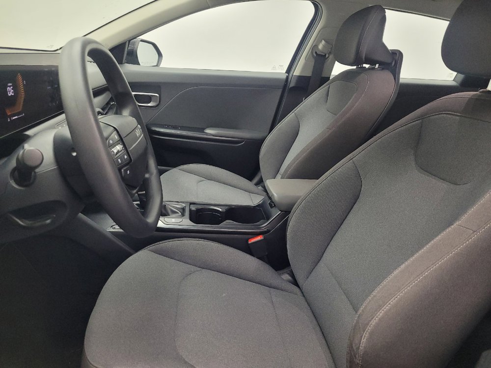 Used 2025 Kia K4 FWD image 17