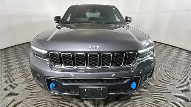 Used 2023 Jeep Grand Cherokee Overland AWD/4WD image 8