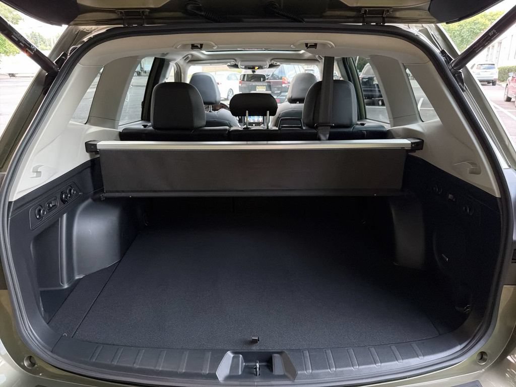 Certified 2022 Subaru Forester Limited AWD/4WD image 27