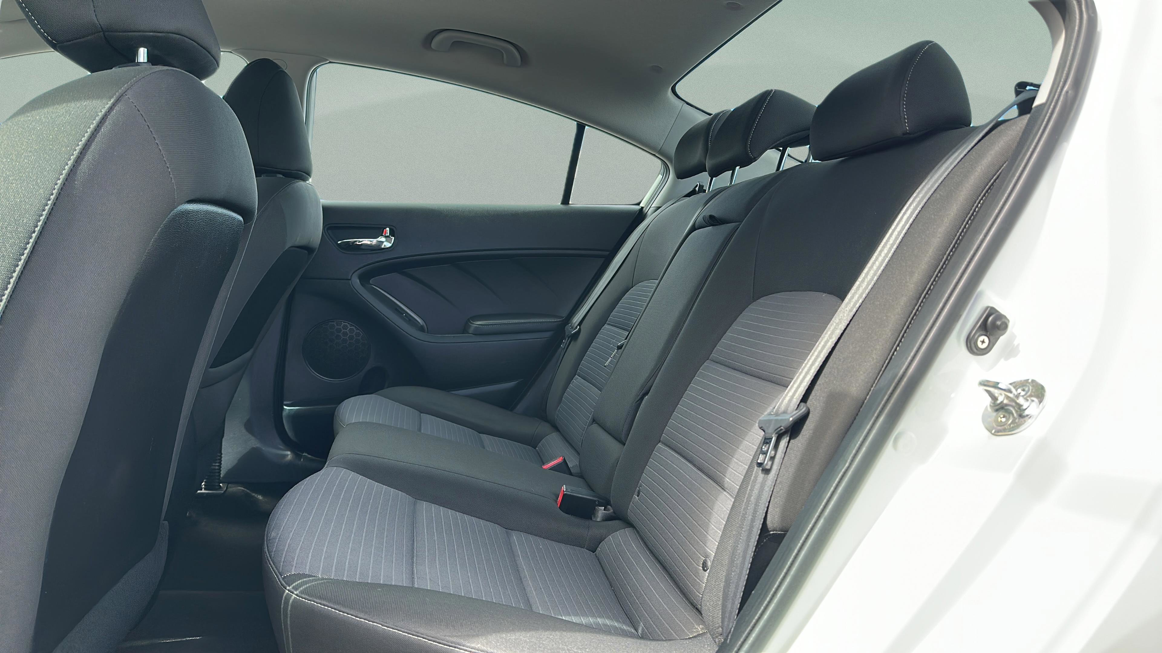 Used 2016 Kia Forte LX w/ LX Popular Plus Package image 29