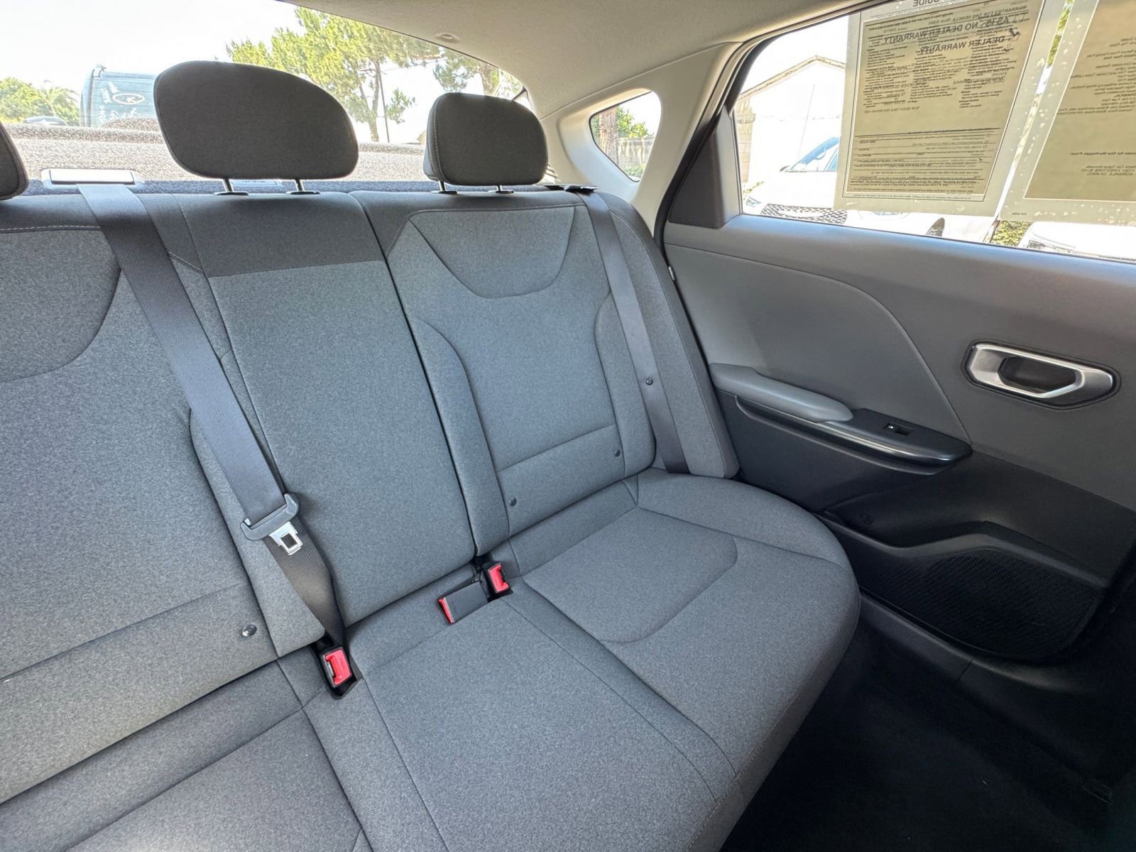 Used 2025 Kia K4 FWD image 37
