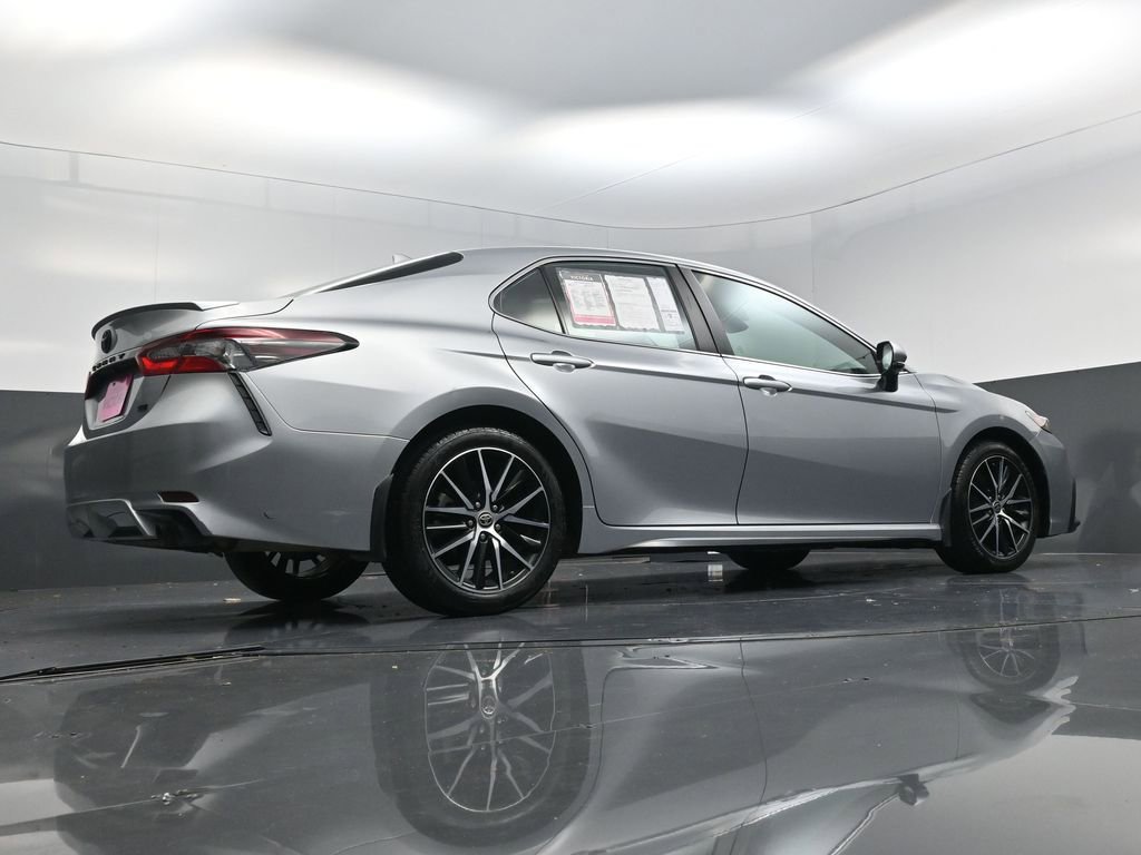 Used 2023 Toyota Camry SE image 22