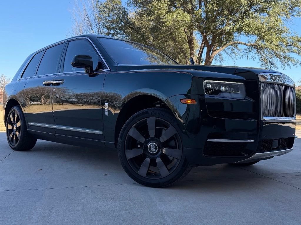 Used 2023 Rolls-Royce Cullinan w/ Cullinan Package AWD/4WD image 3