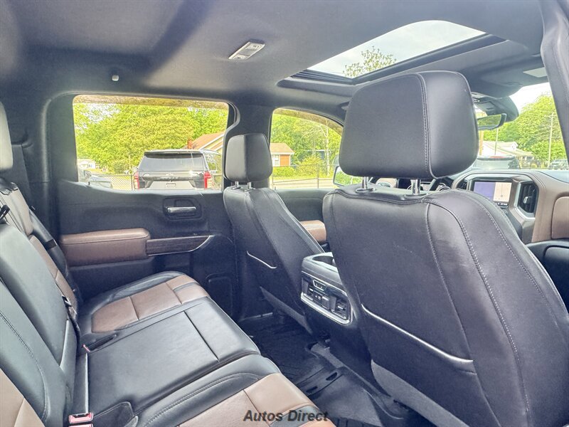 Used 2019 Chevrolet Silverado 1500 High Country w/ Technology Package AWD/4WD image 30