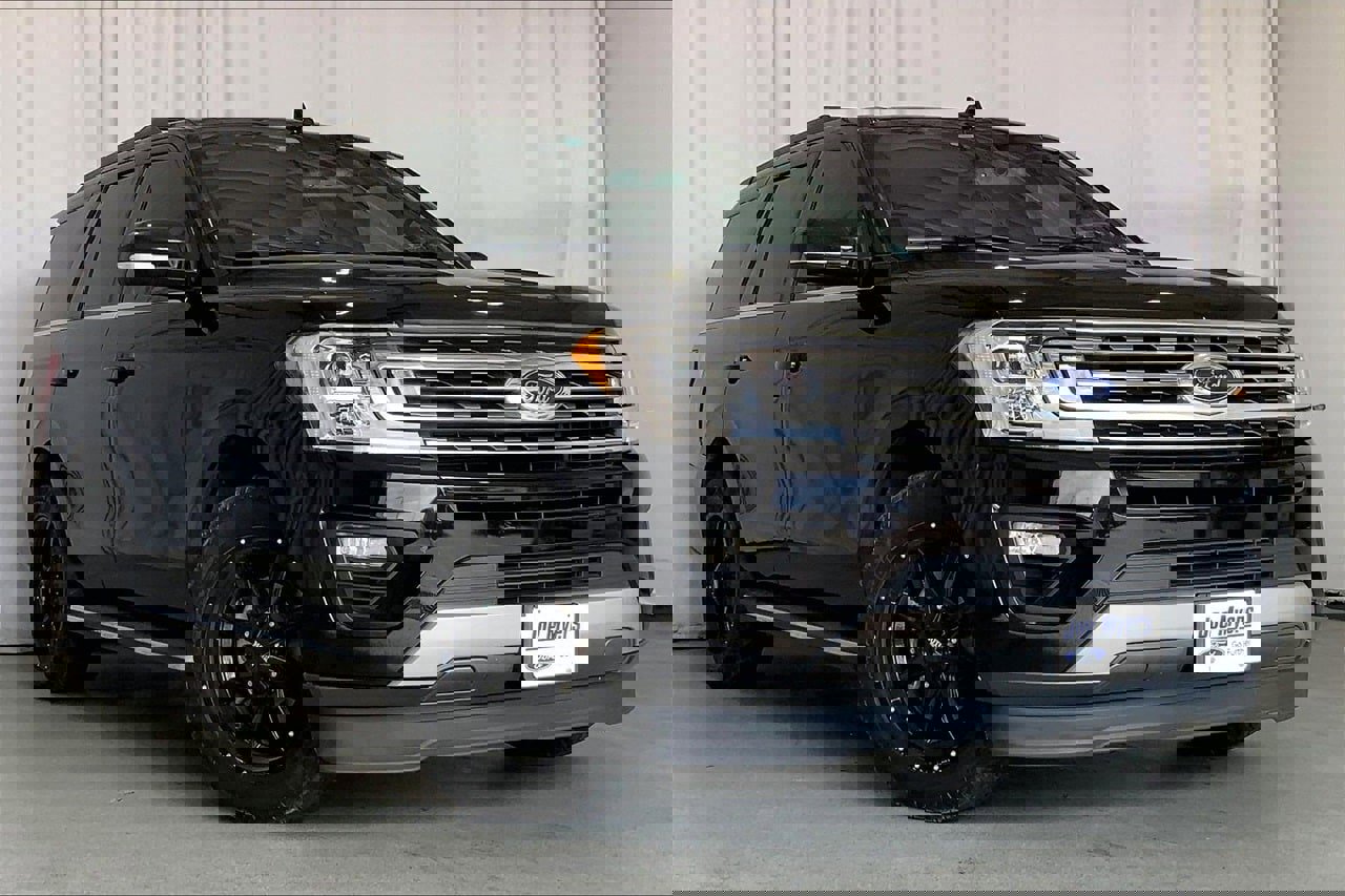 Used 2021 Ford Expedition XLT
