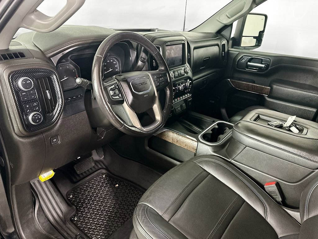 Used 2022 GMC Sierra 2500 Denali w/ Denali Black Diamond Edition image 31