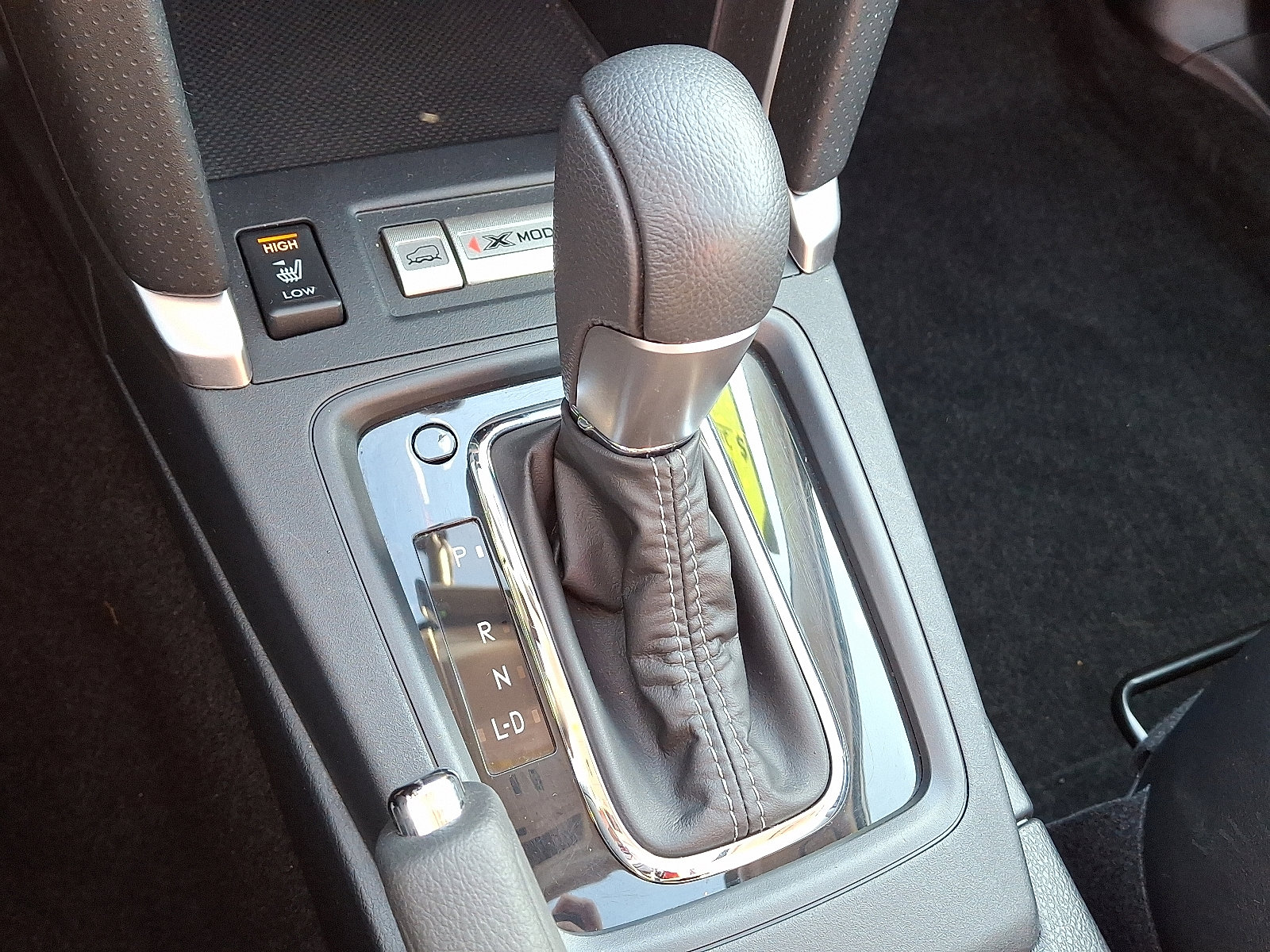 Used 2017 Subaru Forester 2.5i Touring image 15