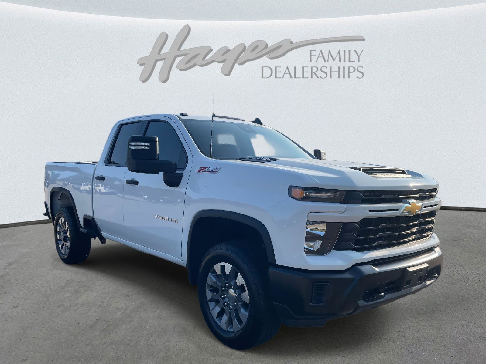 Used 2024 Chevrolet Silverado 2500 Custom w/ Custom Value Package image 30
