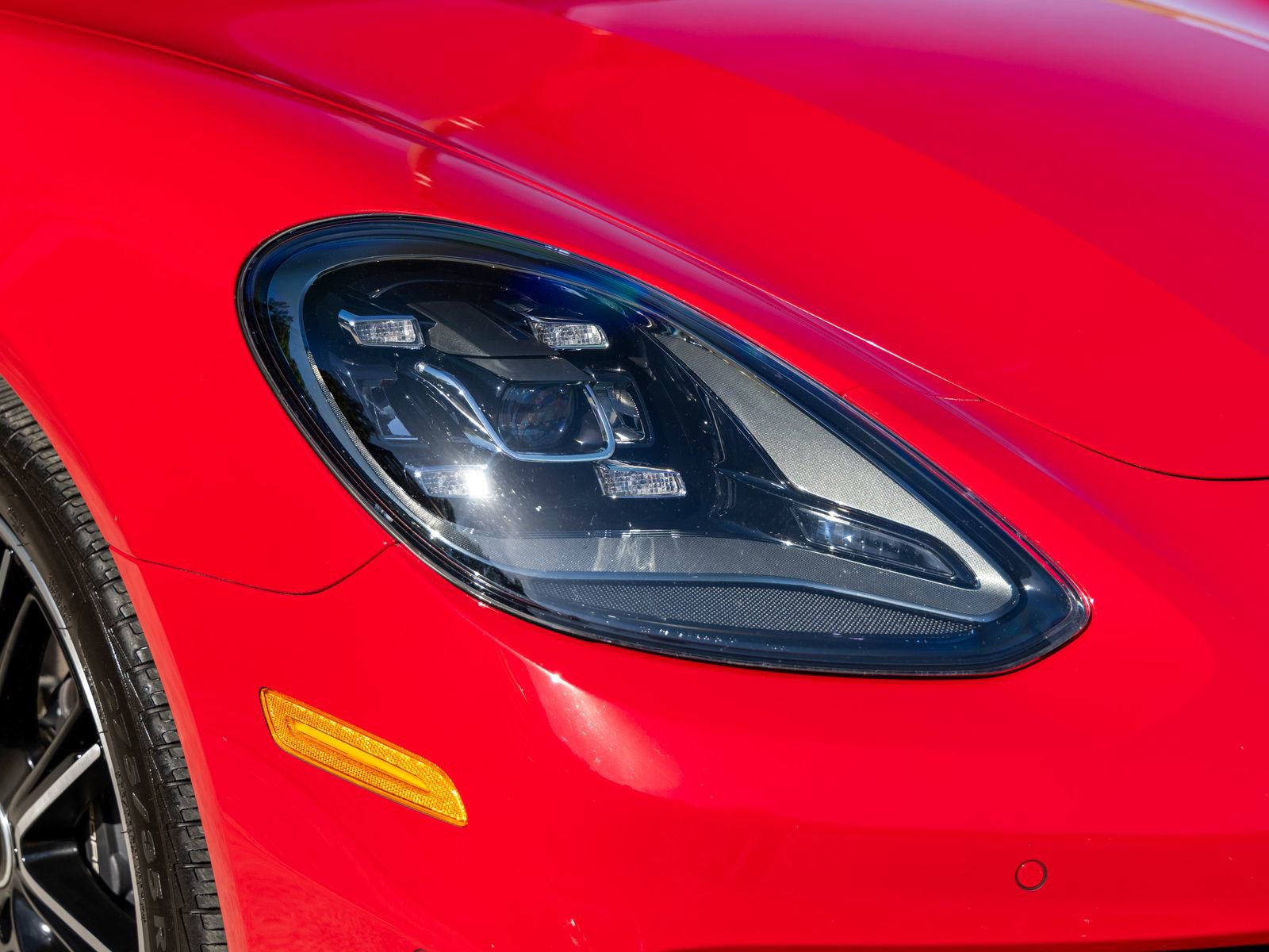 Certified 2023 Porsche Panamera Platinum Edition image 15