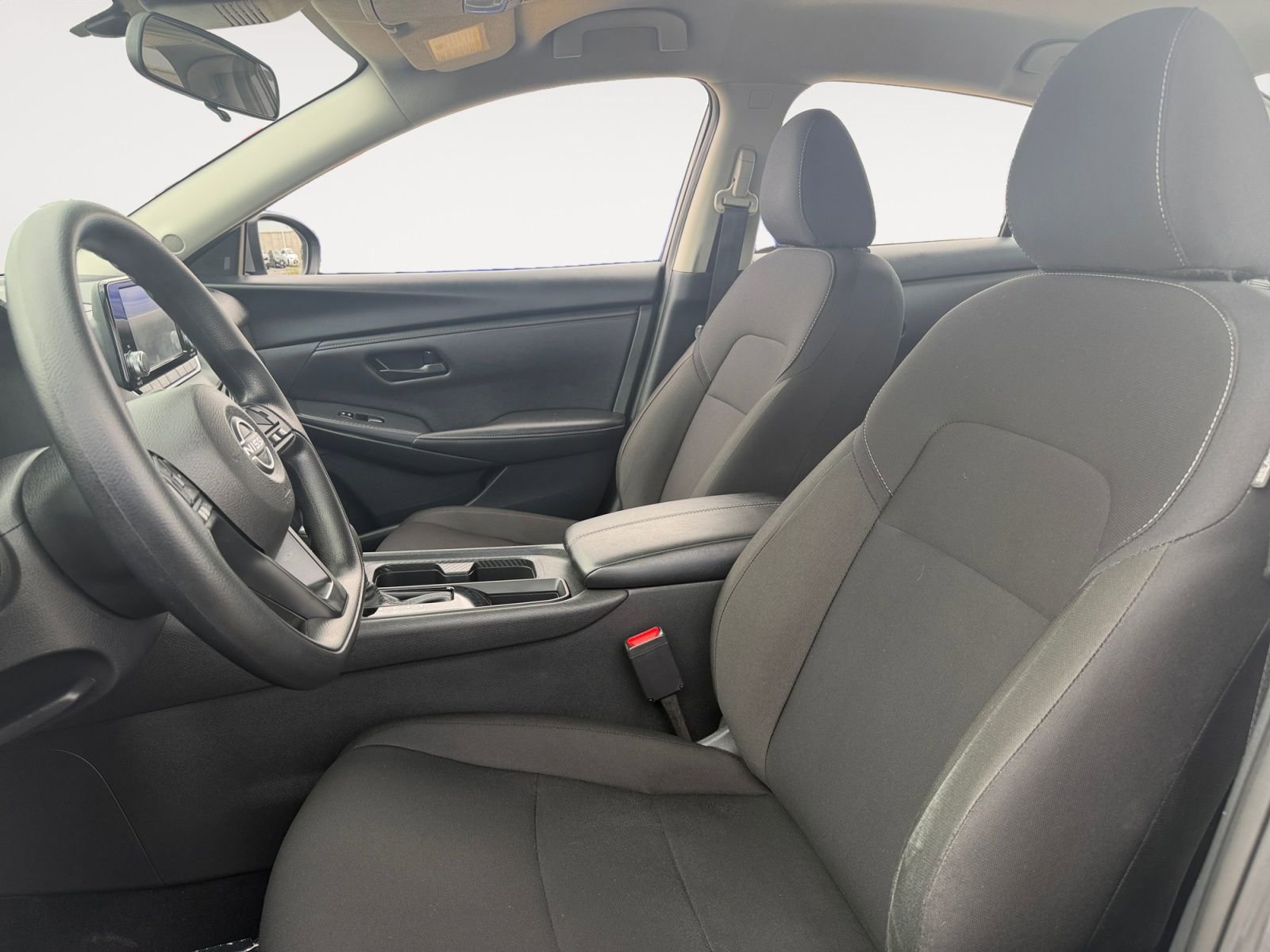 Used 2025 Nissan Sentra S FWD image 9