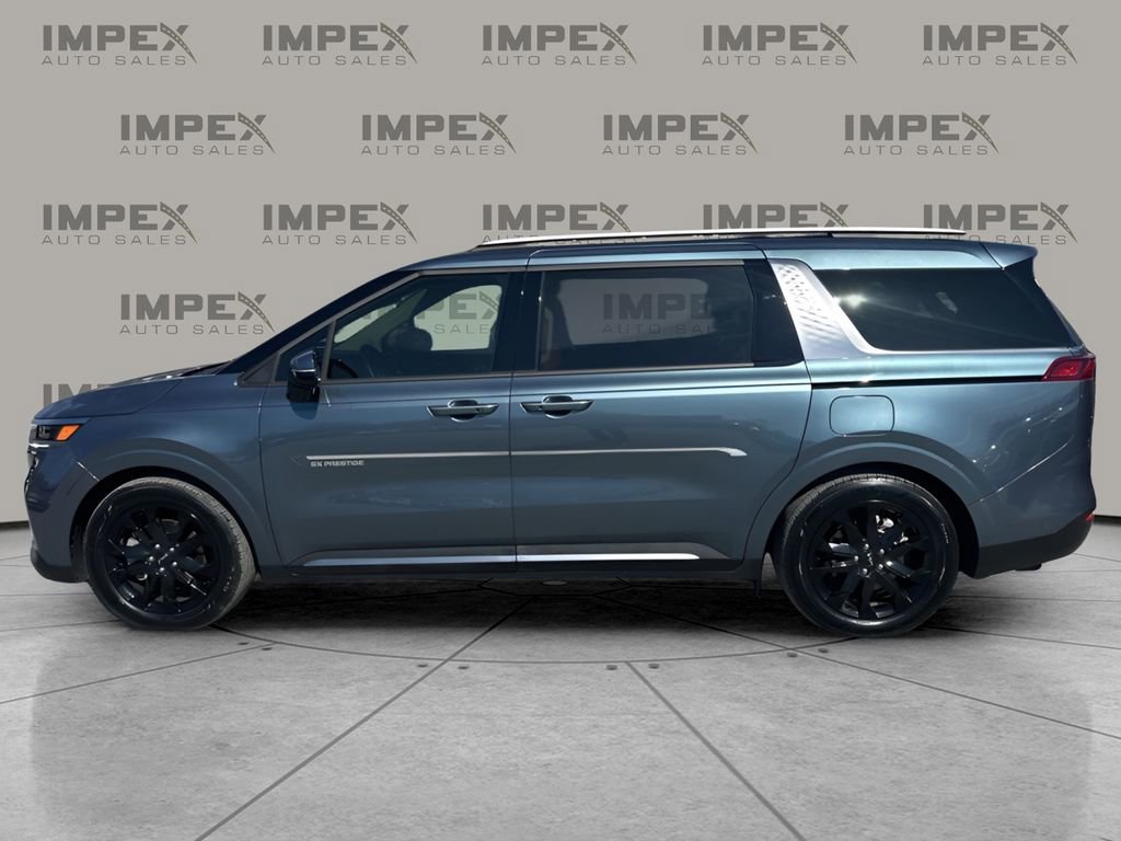 Used 2024 Kia Carnival SX Prestige FWD image 2
