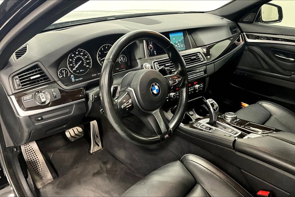 Used 2016 BMW 535i Sedan image 12