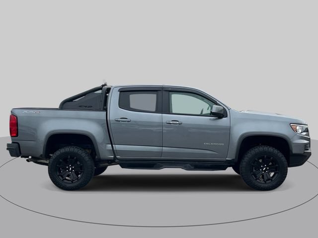 Used 2022 Chevrolet Colorado ZR2 w/ ZR2 Dusk Special Edition AWD/4WD image 3